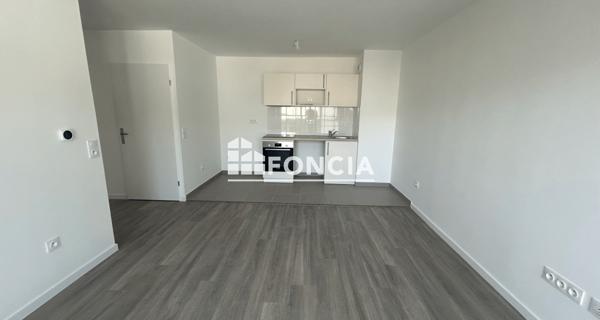 Location Appartement 4 pièces 75.6 m² - Provins 77160