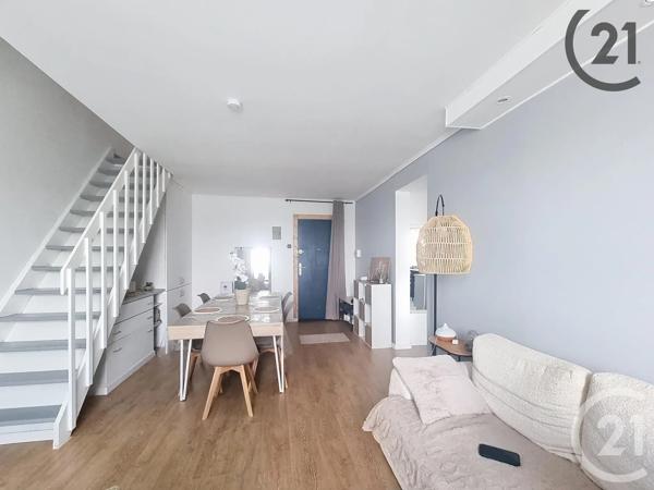 Appartement F4 à vendre  4 pièces - 73,08 m 2   PROVINS  - 77