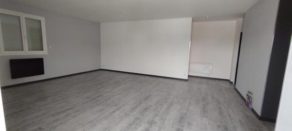 À louer local et bureau 190 m²  Bagard (30140)