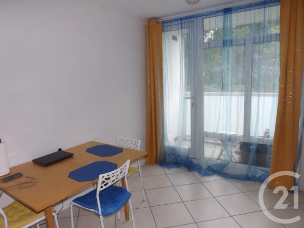 Appartement F4 à vendre  4 pièces - 67 m 2   SAVIGNY SUR ORGE  - 91