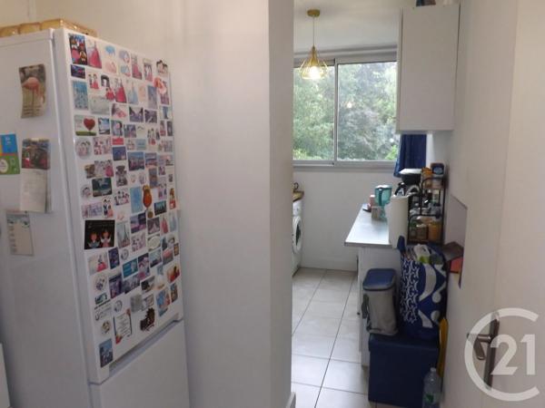 Appartement F4 à vendre  4 pièces - 67 m 2   SAVIGNY SUR ORGE  - 91