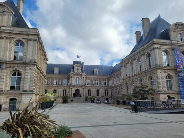 Maison à vendre    8 pièces • 180 m2 Amiens