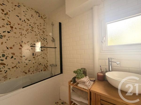 Appartement F3 à vendre  3 pièces - 57,01 m 2   YERRES  - 91