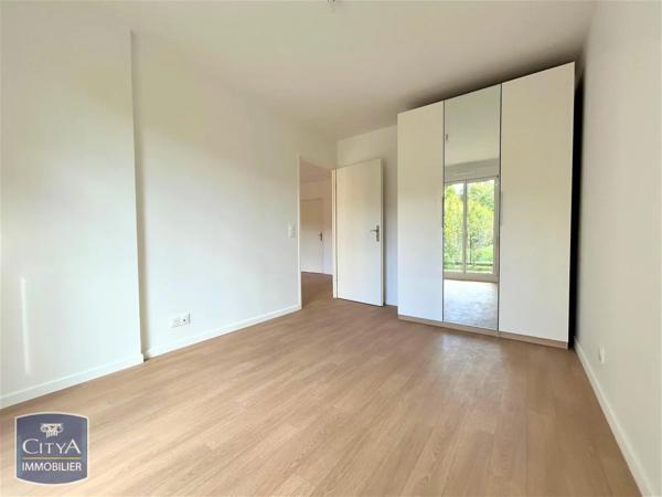 Appartement à louer 2 pièces 41.68m² Dourdan (91410)