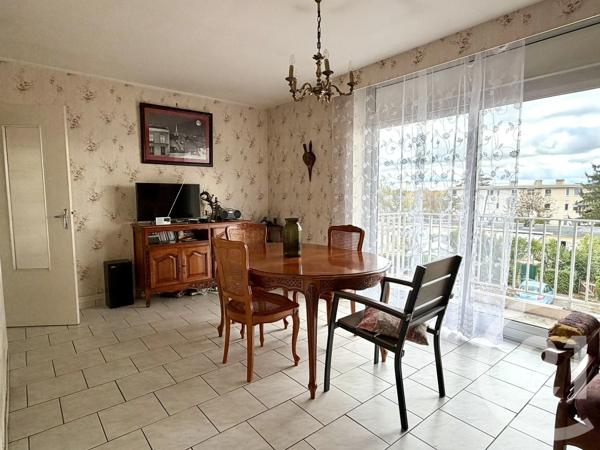 Appartement F4 à vendre  4 pièces - 80,08 m 2   BRUNOY  - 91