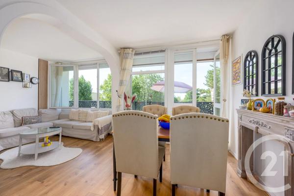 Appartement F4 à vendre  4 pièces - 80,08 m 2   BRUNOY  - 91