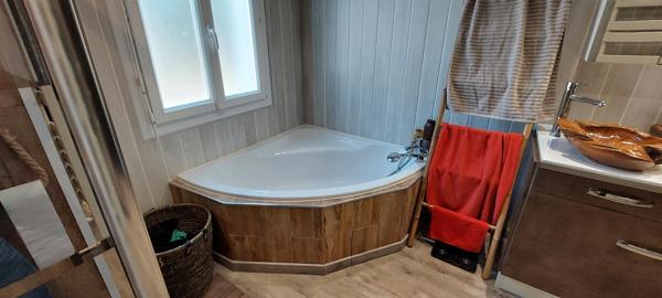 Villa plain-pied, 4 faces, 4 chambres, piscine