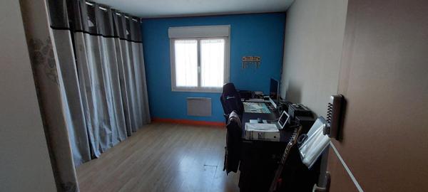 Villa plain-pied, 4 faces, 4 chambres, piscine