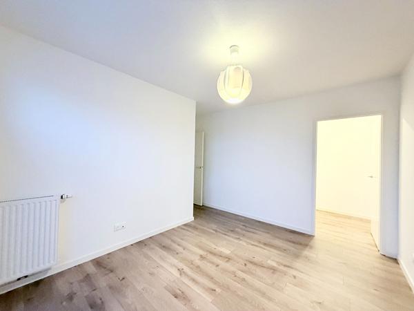 PESSAC - NOES - Appartement 4 pièces - 95m2 - 3ch - Balcons - Parkings