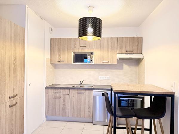 PESSAC - NOES - Appartement 4 pièces - 95m2 - 3ch - Balcons - Parkings