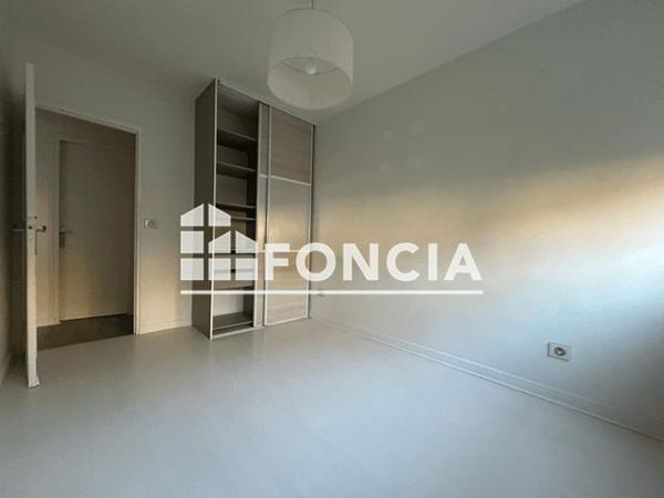 Location Appartement 3 pièces 53.46 m² - 1 BIS RUE BELLAVOINE Le Pecq 78230