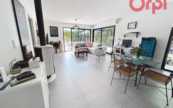 Maison à vendre    5 pièces •  Talmont-Saint-Hilaire