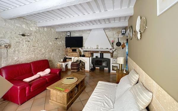 Maison à vendre    6 pièces • 253 m2 Avignon