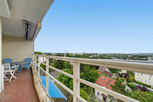 Appartement Saint Germain En Laye 4 pièces 90.08 m2 440 000 € **  - Référence  18541