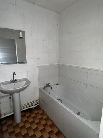 Soissons (02200) SOISSONS ST-WAAST Proche de la passerelle Appartement 92 m2