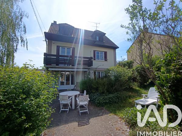 Maison à vendre 7 pièces 182,87 m² Gif-sur-Yvette