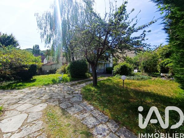 Maison à vendre 7 pièces 182,87 m² Gif-sur-Yvette