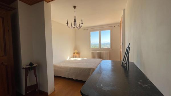 Maison familiale possibilité d'avoir 7 chambres!