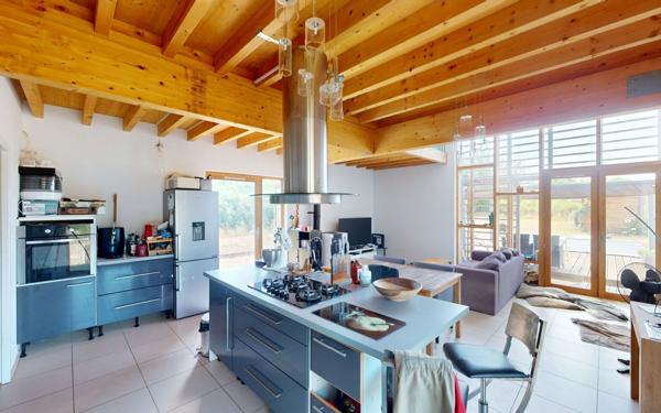 Maison à vendre    5 pièces • 102 m2 Cosne-Cours-sur-Loire