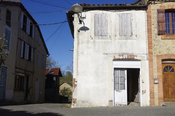 Maison à vendre 6 pièces DEMU (32)  à rénover avec grange non attenante.