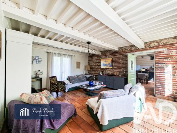 Maison à vendre 9 pièces 231 m² Andrézieux-Bouthéon