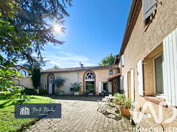 Maison à vendre 9 pièces 231 m² Andrézieux-Bouthéon