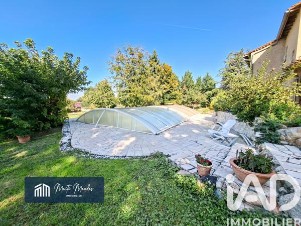 Maison à vendre 9 pièces 231 m² Andrézieux-Bouthéon