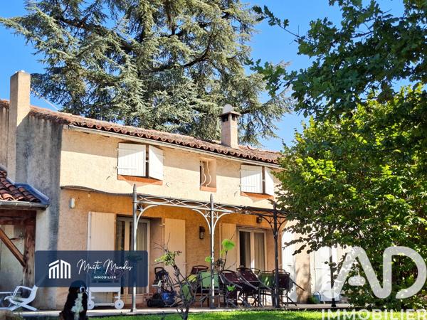 Maison à vendre 9 pièces 231 m² Andrézieux-Bouthéon