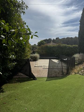 La valentine (13011) Les accates