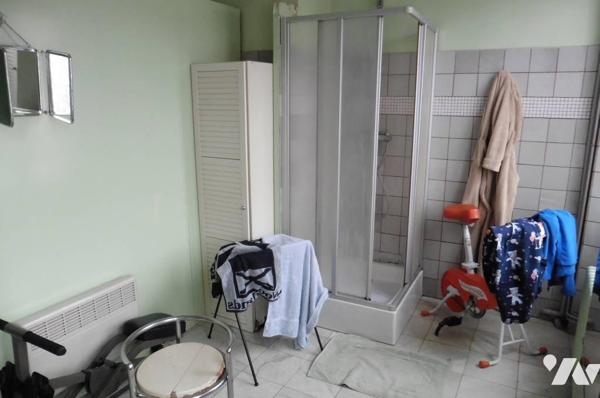 Centre ville - Maison de  Maître - 252 m² - 6 chambres - sur 526 m²