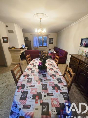 Maison à vendre 6 pièces 106 m² Les Mureaux