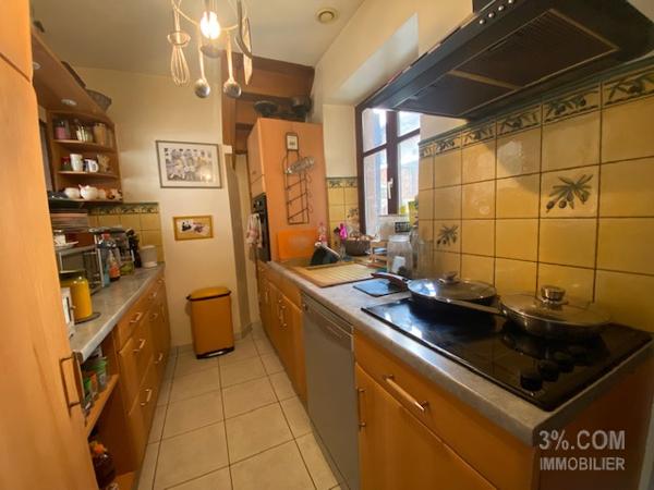 3%.COM Immeuble avec 3 logements loués au centre de Hochfelden Hochfelden (67270)