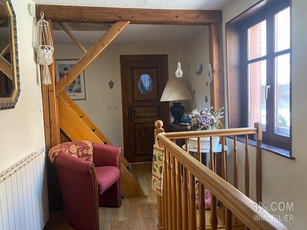 3%.COM Immeuble avec 3 logements loués au centre de Hochfelden Hochfelden (67270)