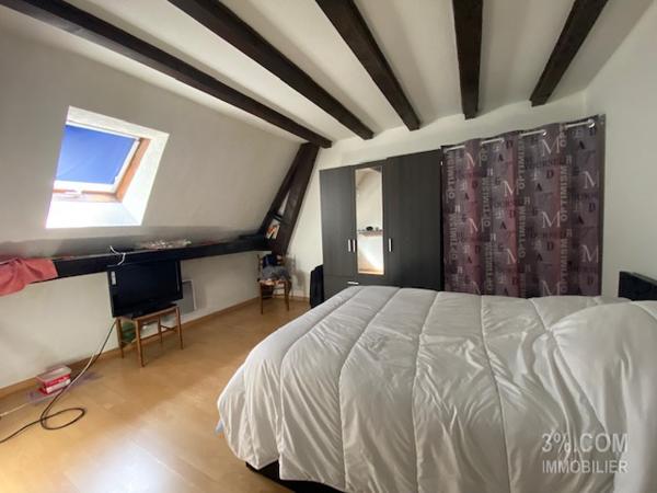 3%.COM Immeuble avec 3 logements loués au centre de Hochfelden Hochfelden (67270)