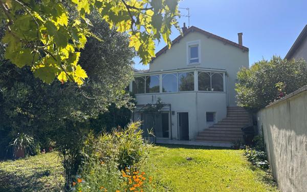 Maison à vendre    6 pièces • 161,23 m2 Valence