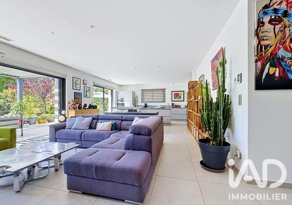 Maison à vendre 7 pièces 200 m² Le Thor