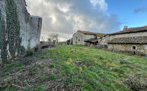 Maison à vendre    Chevillon