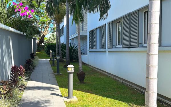 Appartement à vendre    3 pièces • 75,52 m2 Fort-de-France