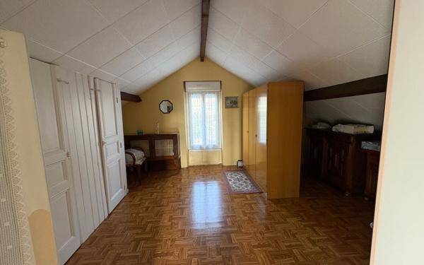 Maison à vendre    2 pièces • 67 m2 Limoges