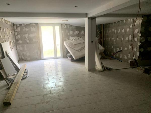 Box La Couronne  214.45 m2