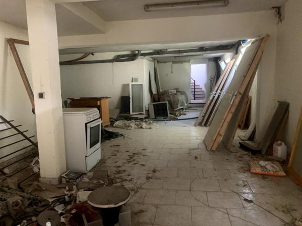 Box La Couronne  214.45 m2