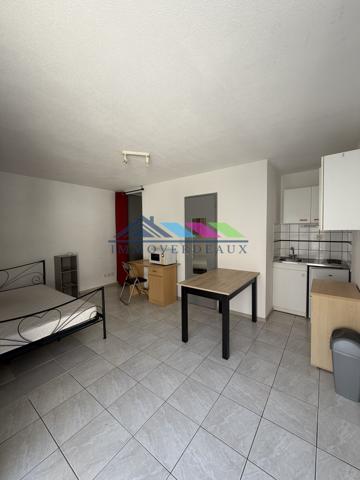 Studio à louer - Nancy, proche facs de droit et Place Carnot - 20 m2