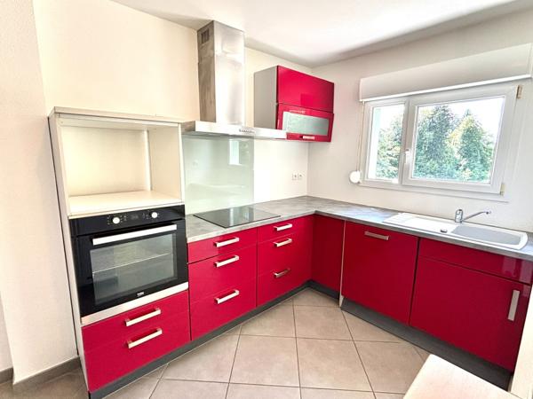 Appartement
                                                                                                                                                                                                                                                                                                                        5 pièce(s)                                                                                                                                                                                                          3 chambre(s)                                                                                                                                                                                                          105  m²