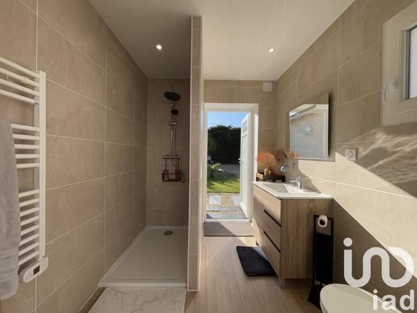 Maison traditionnelle 5 pièces de 132 m² à Étaules (17750)