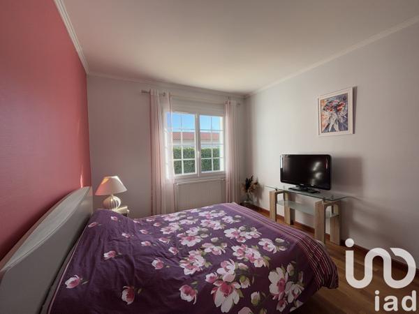 Maison traditionnelle 5 pièces de 132 m² à Étaules (17750)