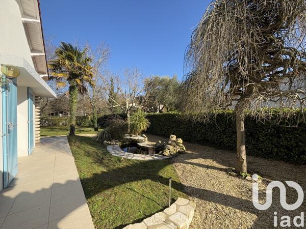 Maison traditionnelle 5 pièces de 132 m² à Étaules (17750)