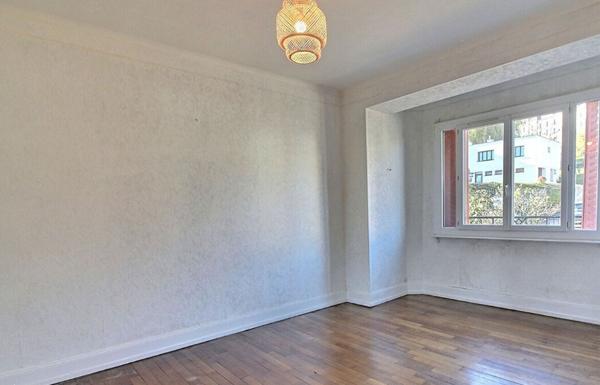 Maison de ville, quartier prisée, 125 m²