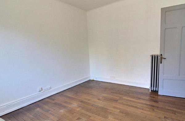 Maison de ville, quartier prisée, 125 m²