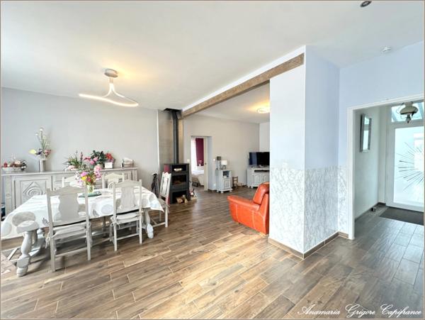 COURVILLE SUR EURE (28190) - Maison à vendre 160 m² - 5 chambres, garage, jardin