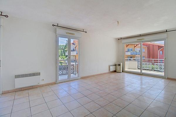 À VENDRE EN EXCLUSIVITÉ ! DRAGUIGNAN Appartement 3 pièces de 66 m² avec terrasse + garage